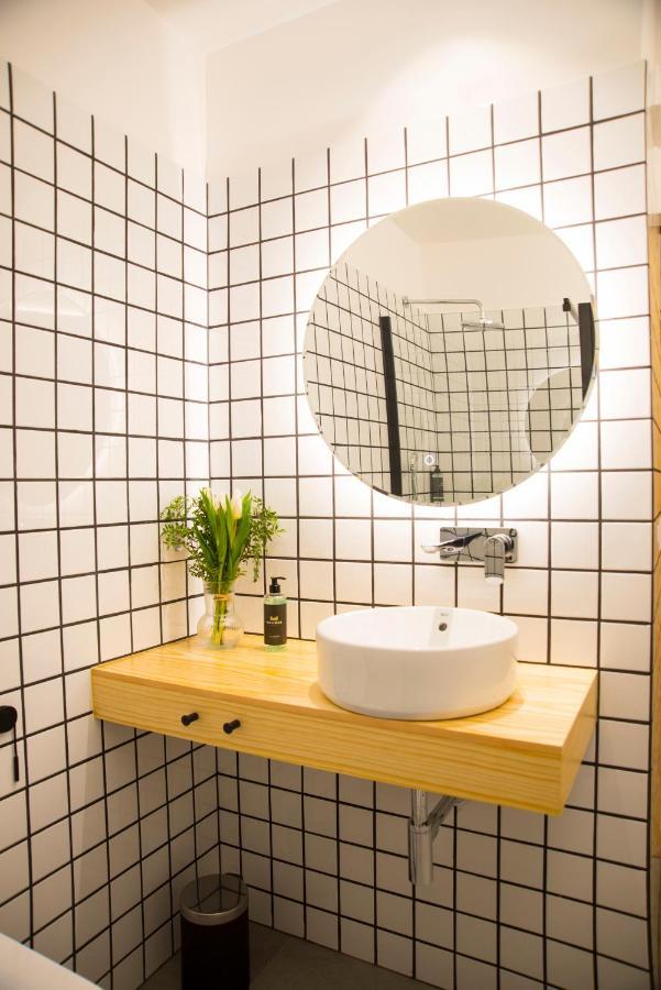Kalidas Hostel Suites カルダス・デ・レイス エクステリア 写真