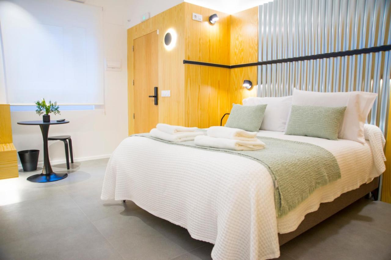 Kalidas Hostel Suites カルダス・デ・レイス エクステリア 写真